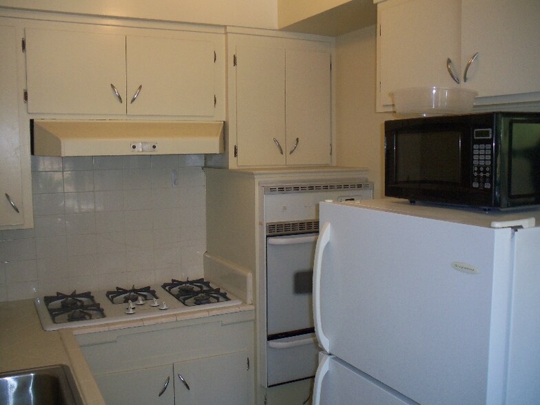 Building Photo - 4335 Don Tomaso Dr