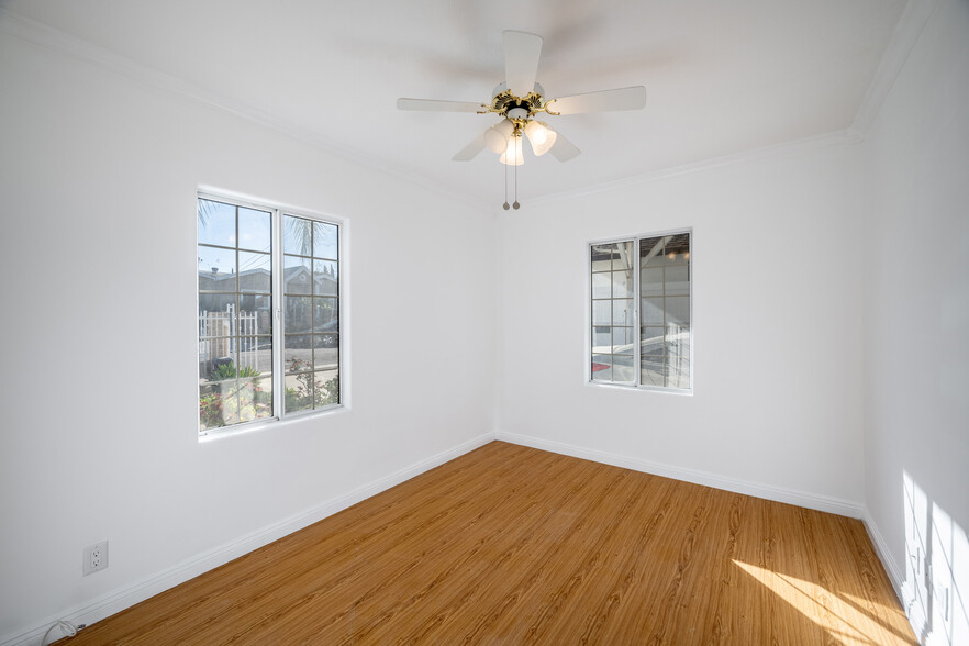Building Photo - 10645 Mather Ave
