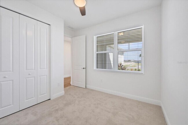 Building Photo - 1019 Waterline Ct