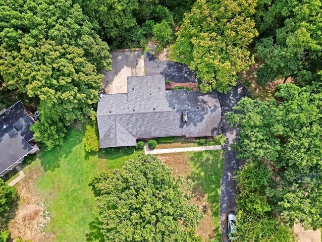 Building Photo - 314 Powder Mill Dr