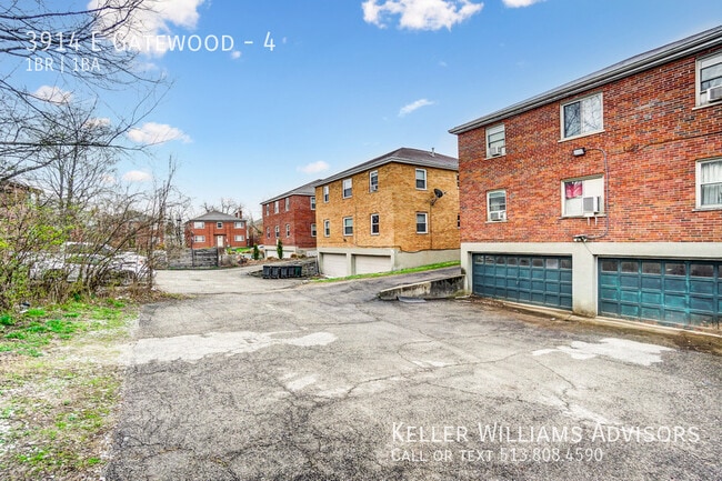 Building Photo - 3914 E Gatewood-4