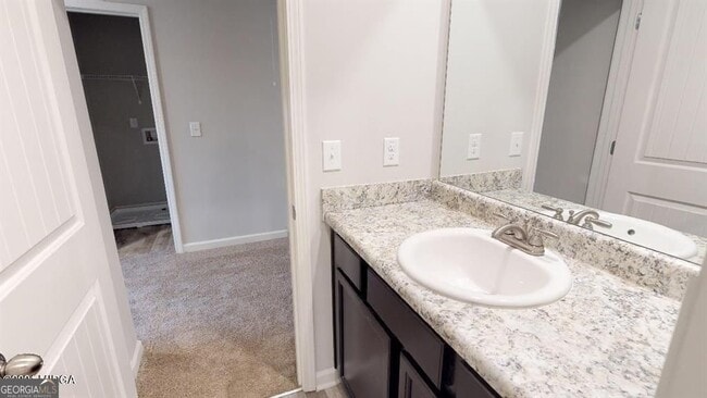 Building Photo - 178 Goodall Woods Dr