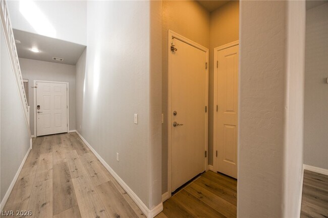 Building Photo - 8253 Arden Landing Pl