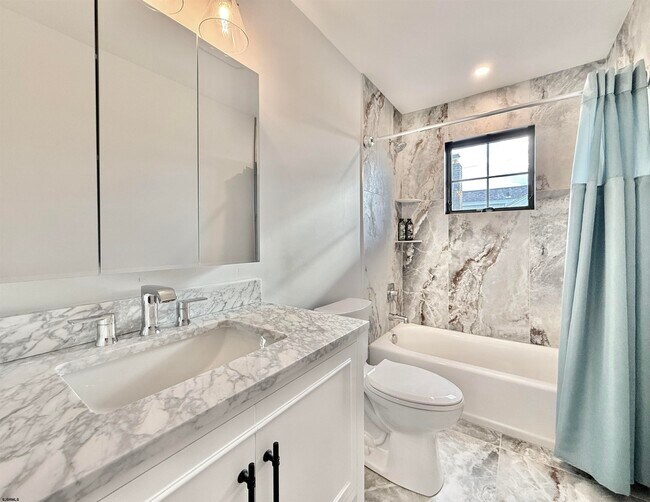 Building Photo - 100 S Frontenac Ave