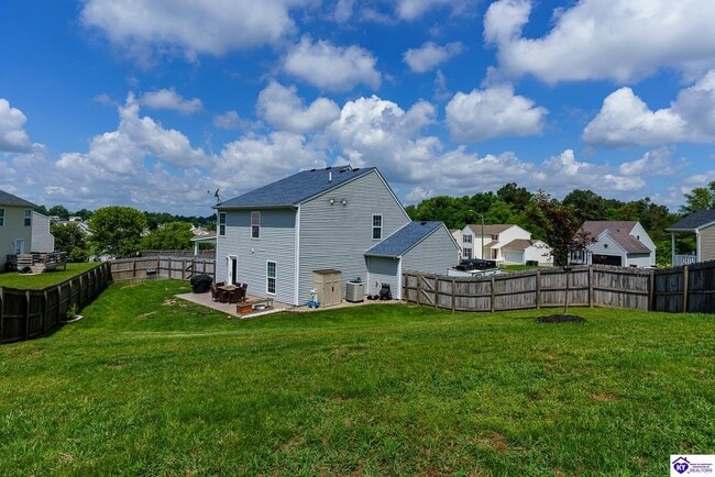 Building Photo - 310 Ivy Pointe Dr