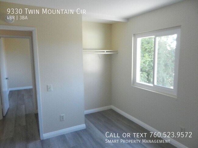 Building Photo - 9330 Twin Mountain Cir