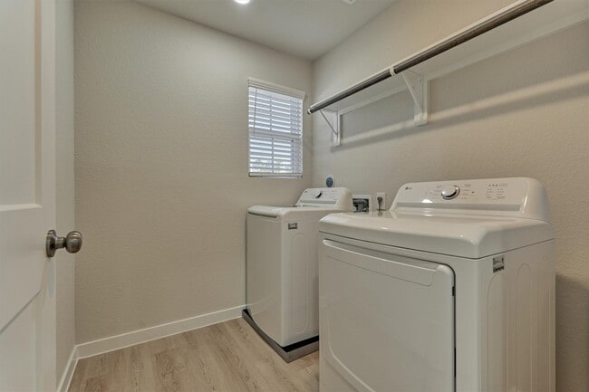 Building Photo - 282 Brazen Forest Trl