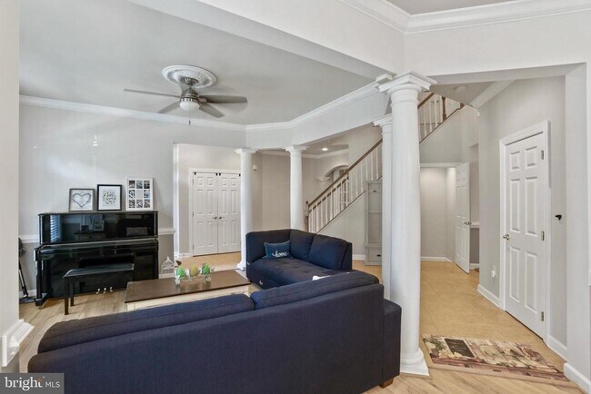 Building Photo - 24906 Earlsford Dr