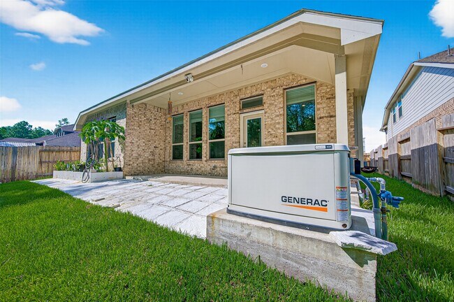 Building Photo - 4550 Shallow Ember Dr