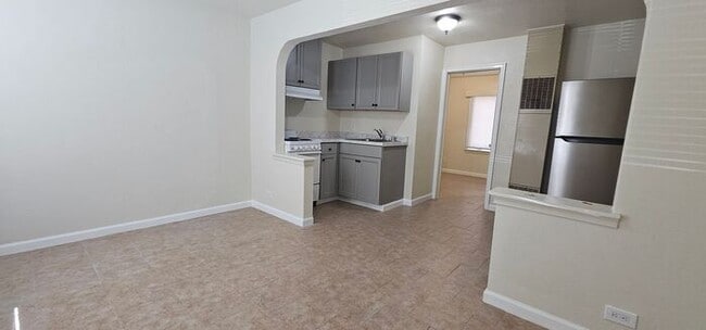 Building Photo - 1 Bedroom 1 Bath Sparks Apartment For Rent,