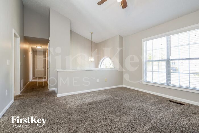 Building Photo - 5370 Princeton Oaks Dr