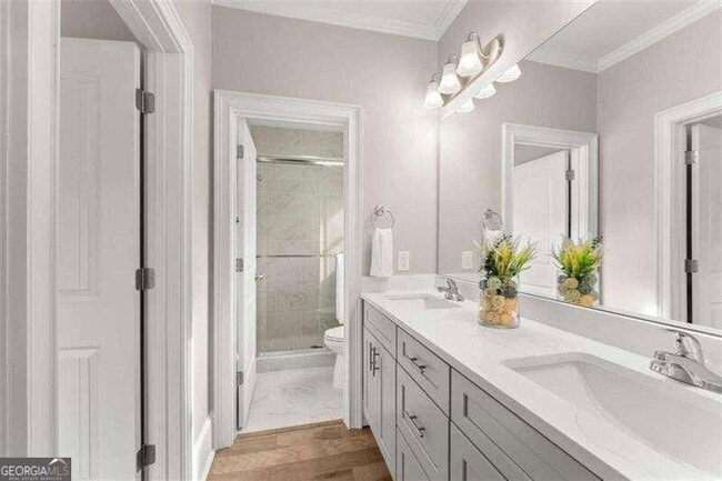 Building Photo - 502 Washington St NW