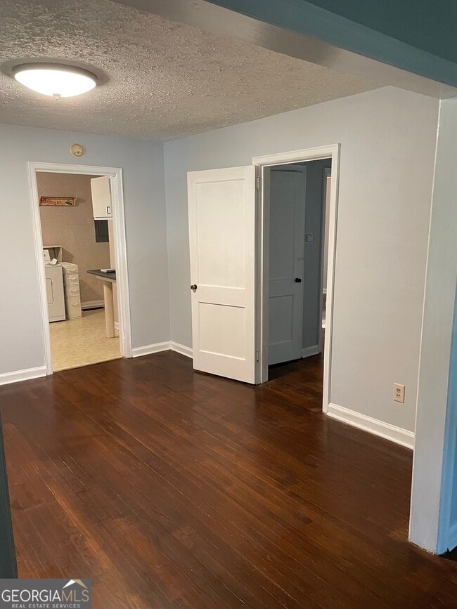 Building Photo - 1687 Beacon Hill Blvd NE