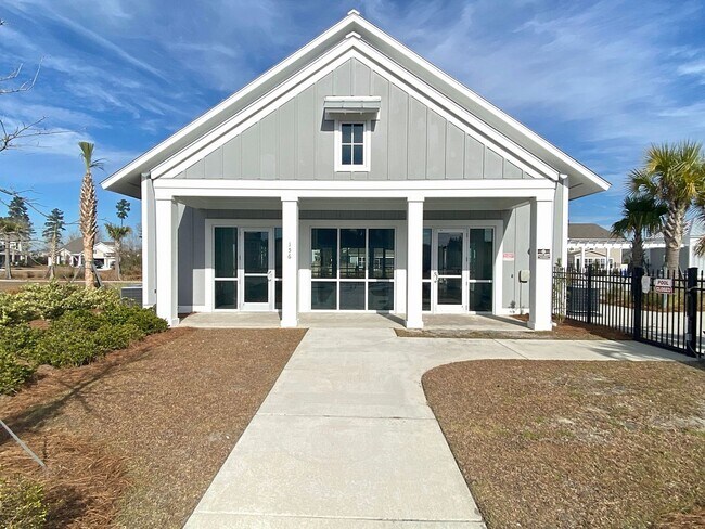 Building Photo - Stunning 6 bedroom in Cane Bay loaded with...