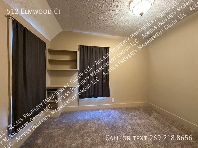 Building Photo - 512 Elmwood Ct