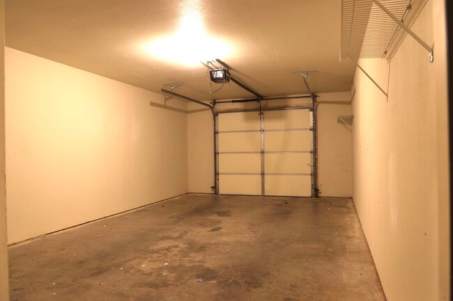 Building Photo - 20901 Hartsburg Ln