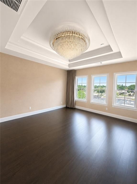 Building Photo - 1915 Skyfall Cir