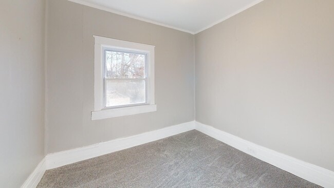 Building Photo - Clark / Fulton Area - Single Family Home - 2 Bedroom Apartment