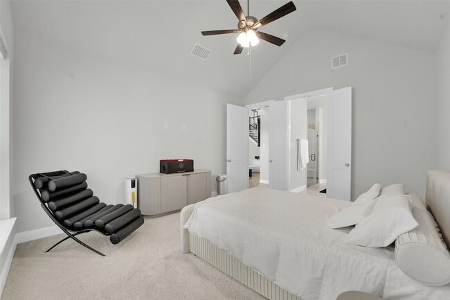 Building Photo - 3520 Helios Ln