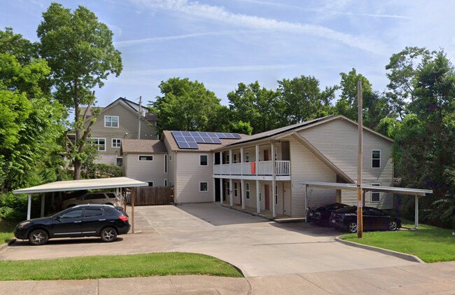 Building Photo - 938 Cleveland St