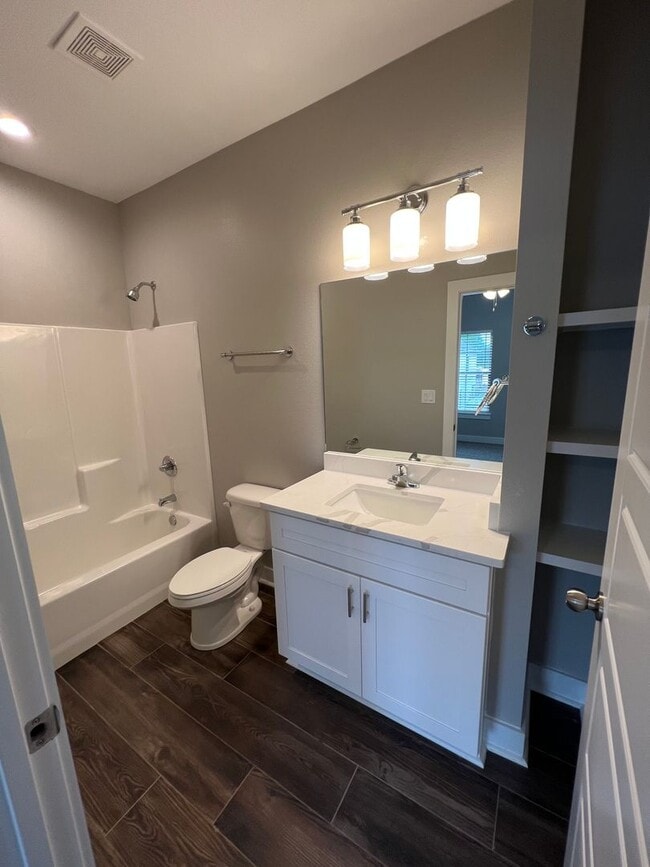 Building Photo - 5030 S Prien Lake Rd