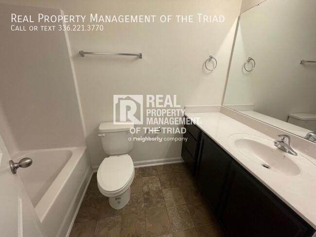 Building Photo - 357 Royal Fern Dr