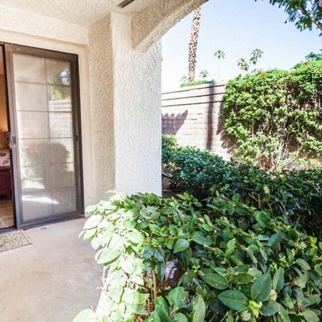 Building Photo - Stylish Palm Springs Oasis with Private Po...