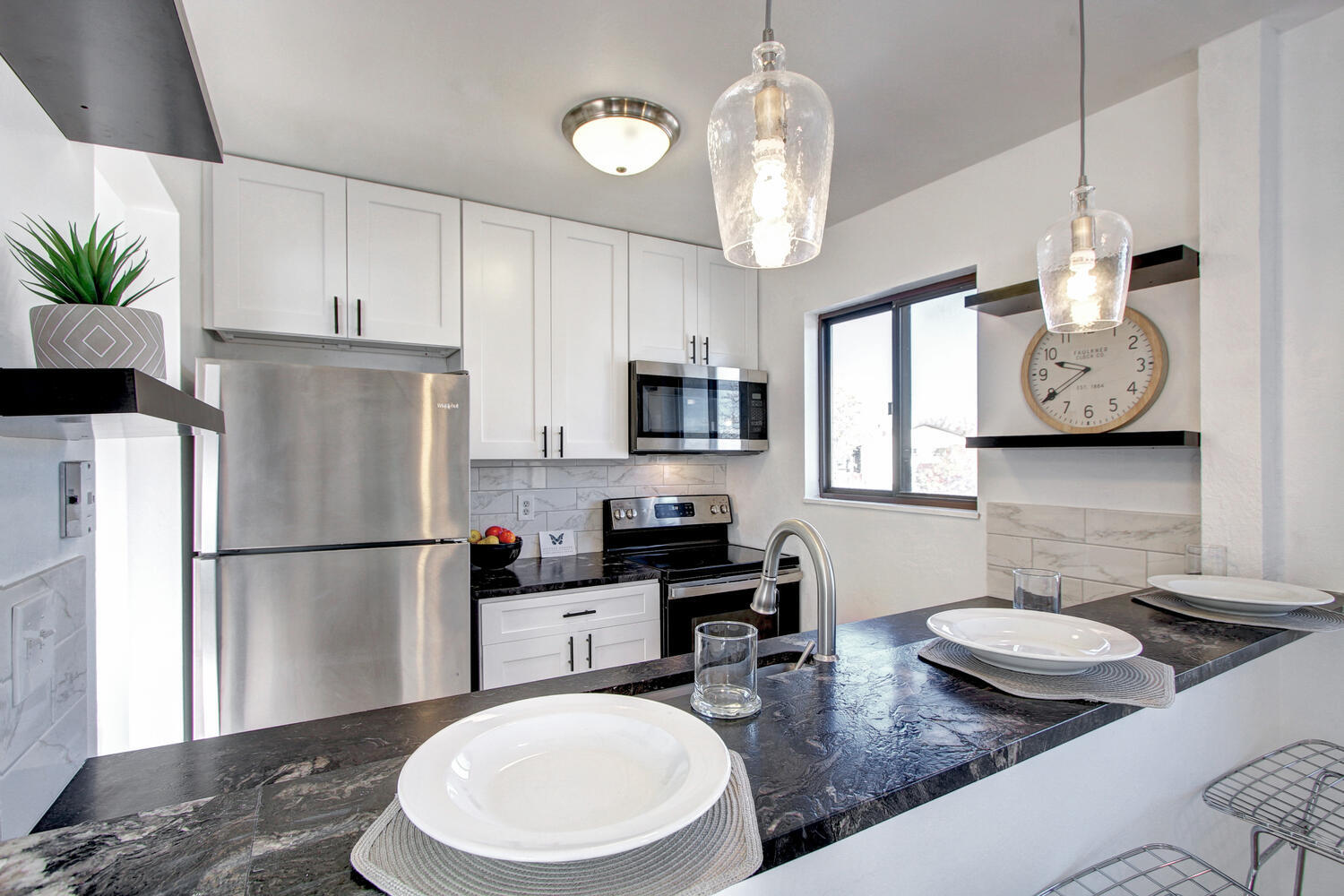 Building Photo - 6911 W 87th Way