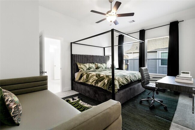 Building Photo - 21111 Rio San Jose Ct