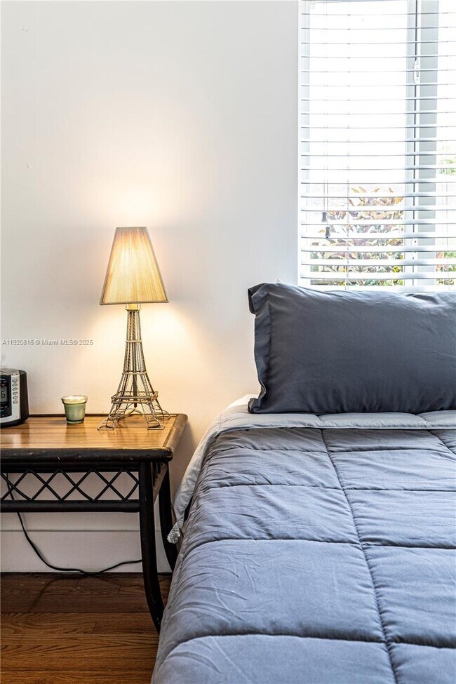 Building Photo - 753 NE 81st St