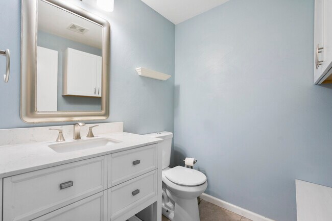 Building Photo - 2490 Coulterville Rd