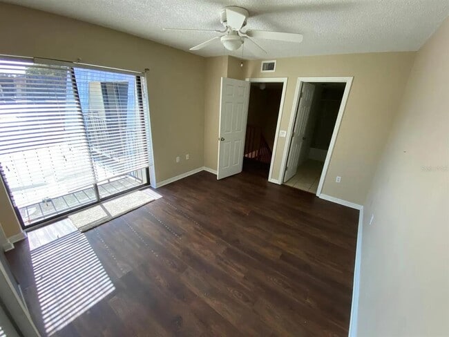 Building Photo - 2949 Poplar Ave