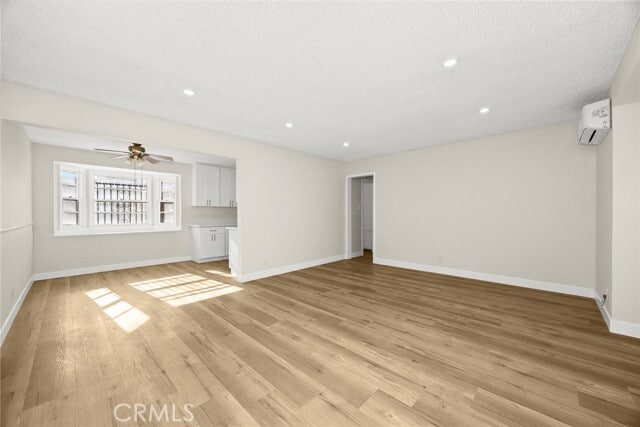 Building Photo - 508 N Chandler Ave