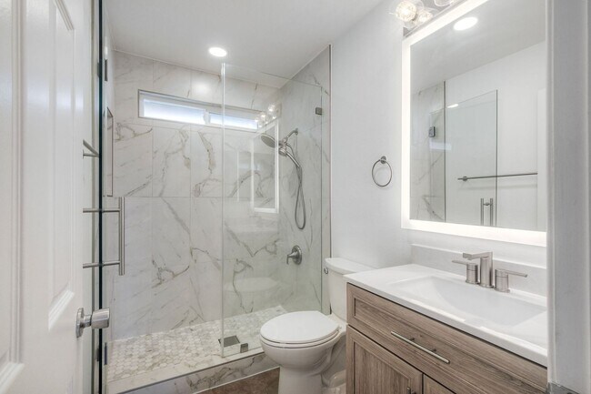 Building Photo - 3Bed/3Bath in Oceanside~ Morning Dove
