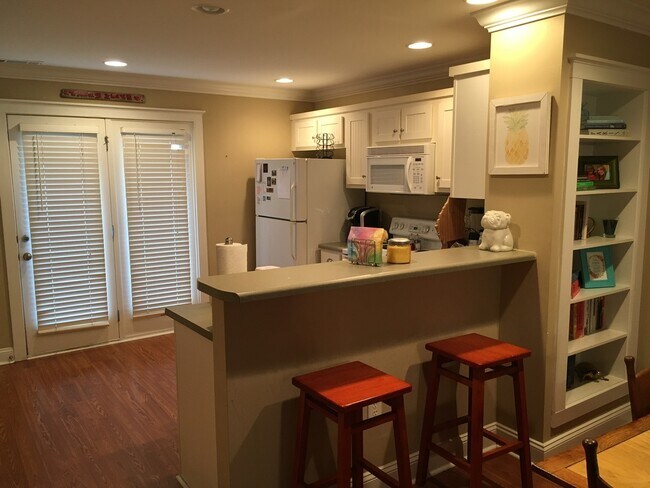 Building Photo - Woodlands Unit 237 - Available NOW