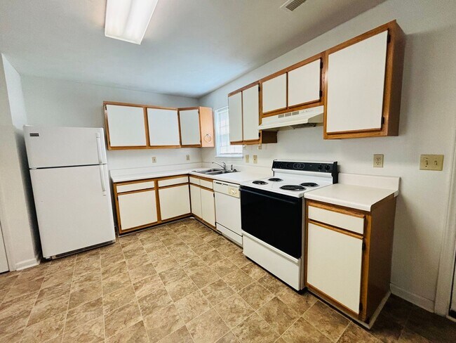 Building Photo - 1429 Christine Ct