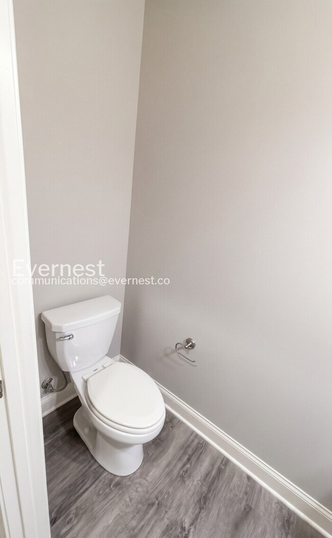 Building Photo - PROMO: 50% off the first month's rent! Adorable 3-Bedroom Home Near Downtown Chattanooga with 2-c...