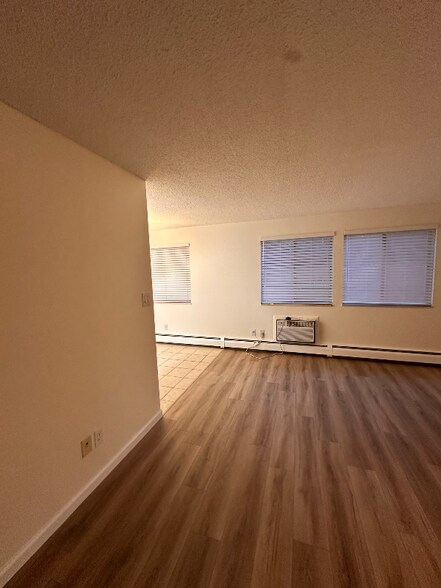 Building Photo - 9277 W 56th Pl