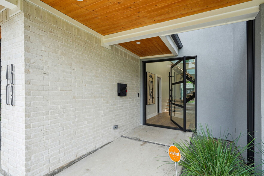 Building Photo - 4603 Newmore Ave