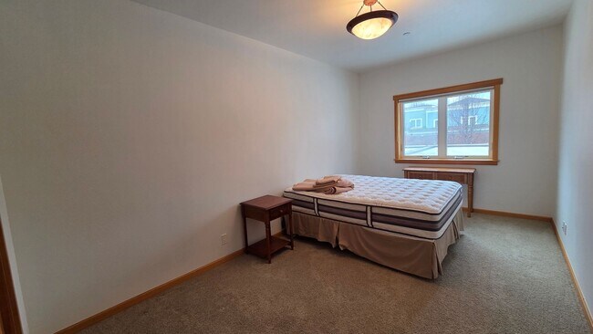 Building Photo - Beautiful Corner Unit Condo in Downtown Coeur d'Alene