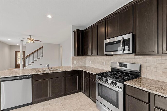 Building Photo - 12123 Parade Park Pl