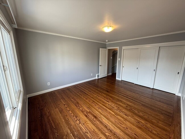 Building Photo - 102 Werner Ave