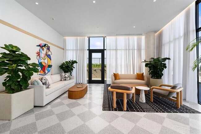 Building Photo - 3015 S Ysabella Ave