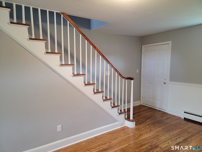 Building Photo - 405 Wolcott Rd