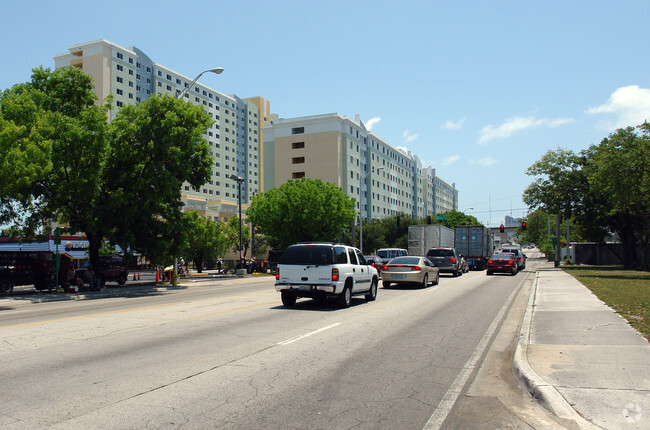 Building Photo - Santa Clara I