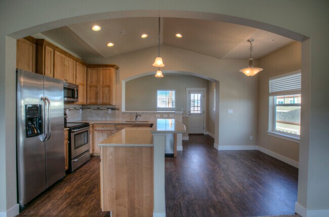 Primary Photo - 3838 Steelhead St