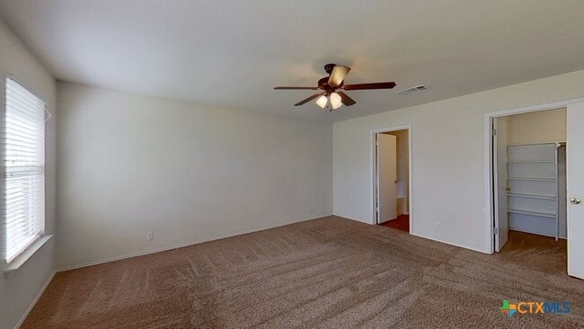 Building Photo - 1013 W South St