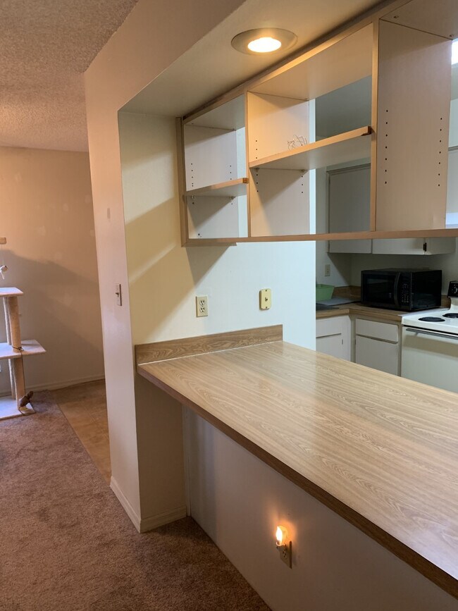 Building Photo - Ohio Place Apartments