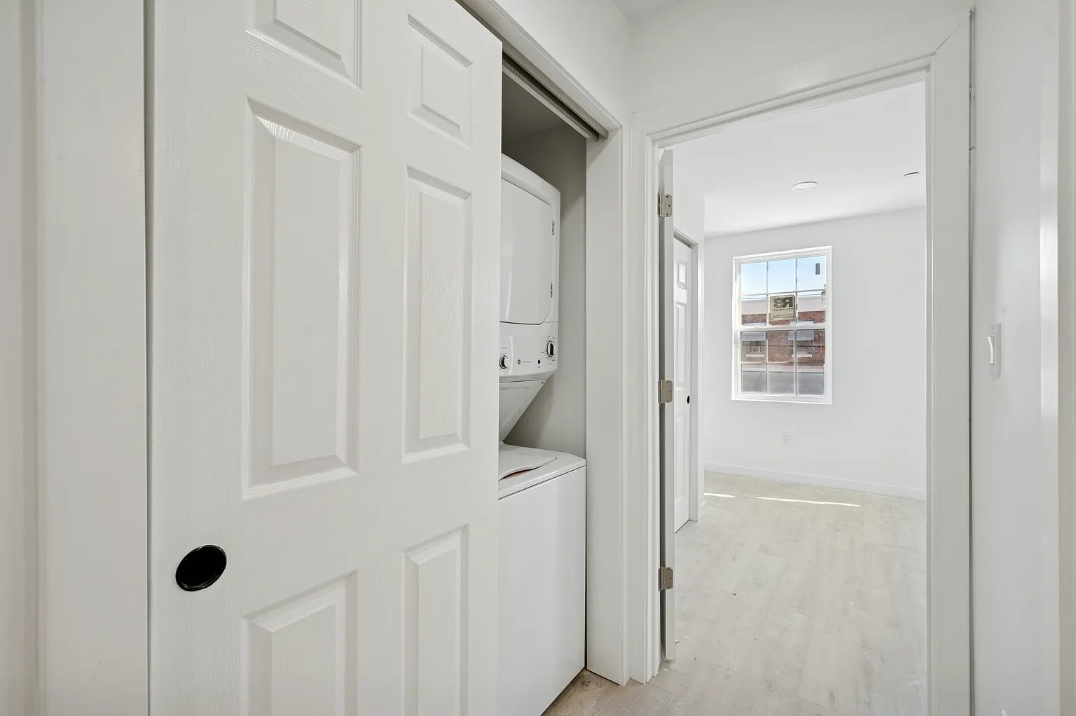 Building Photo - 5530 Boyer St