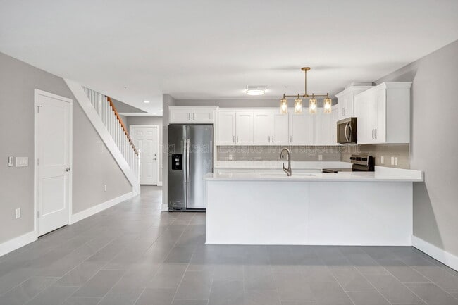 Building Photo - 37 SE 15th Terrace